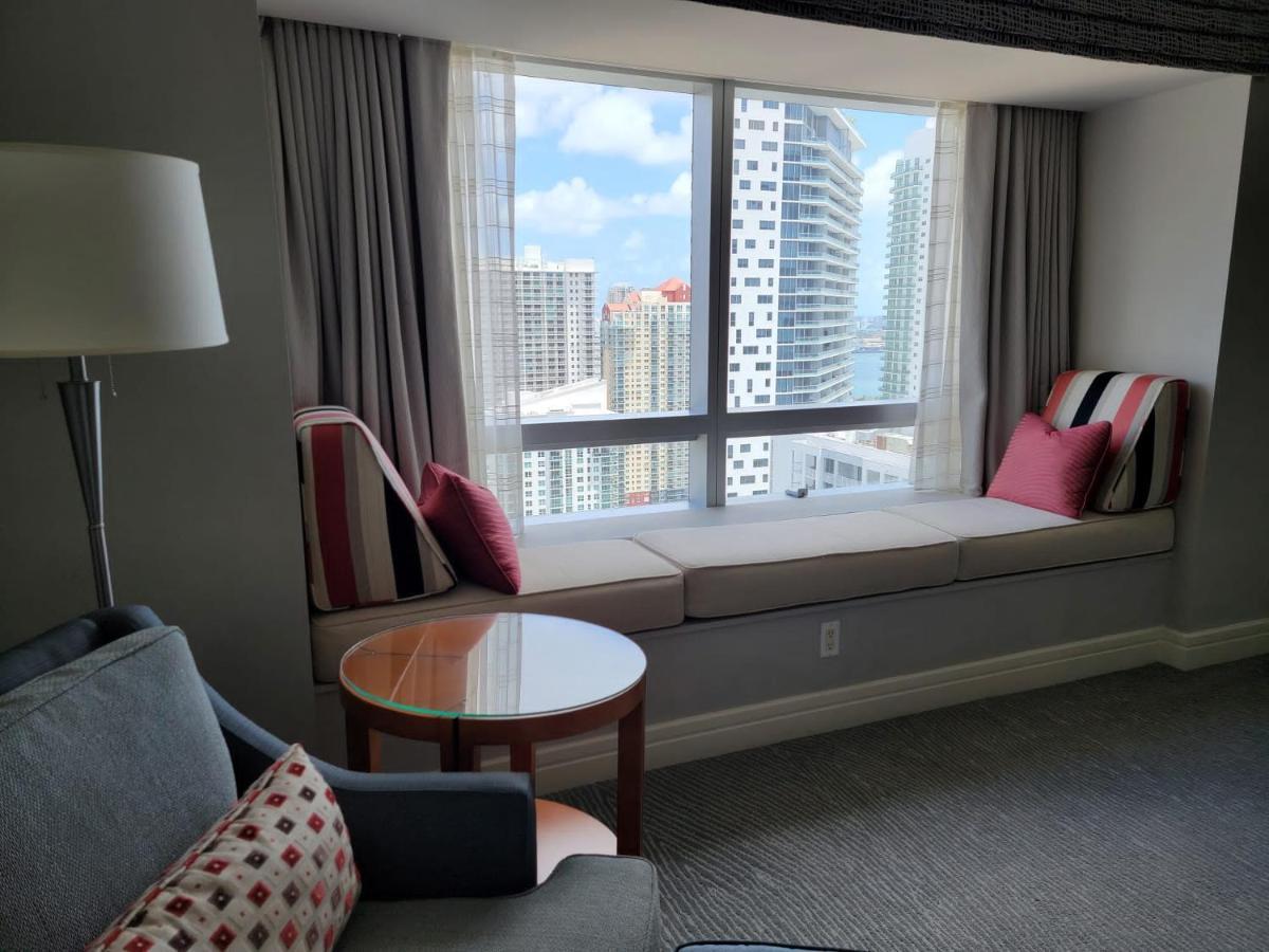 Four Seasons Suite Miami Exteriör bild