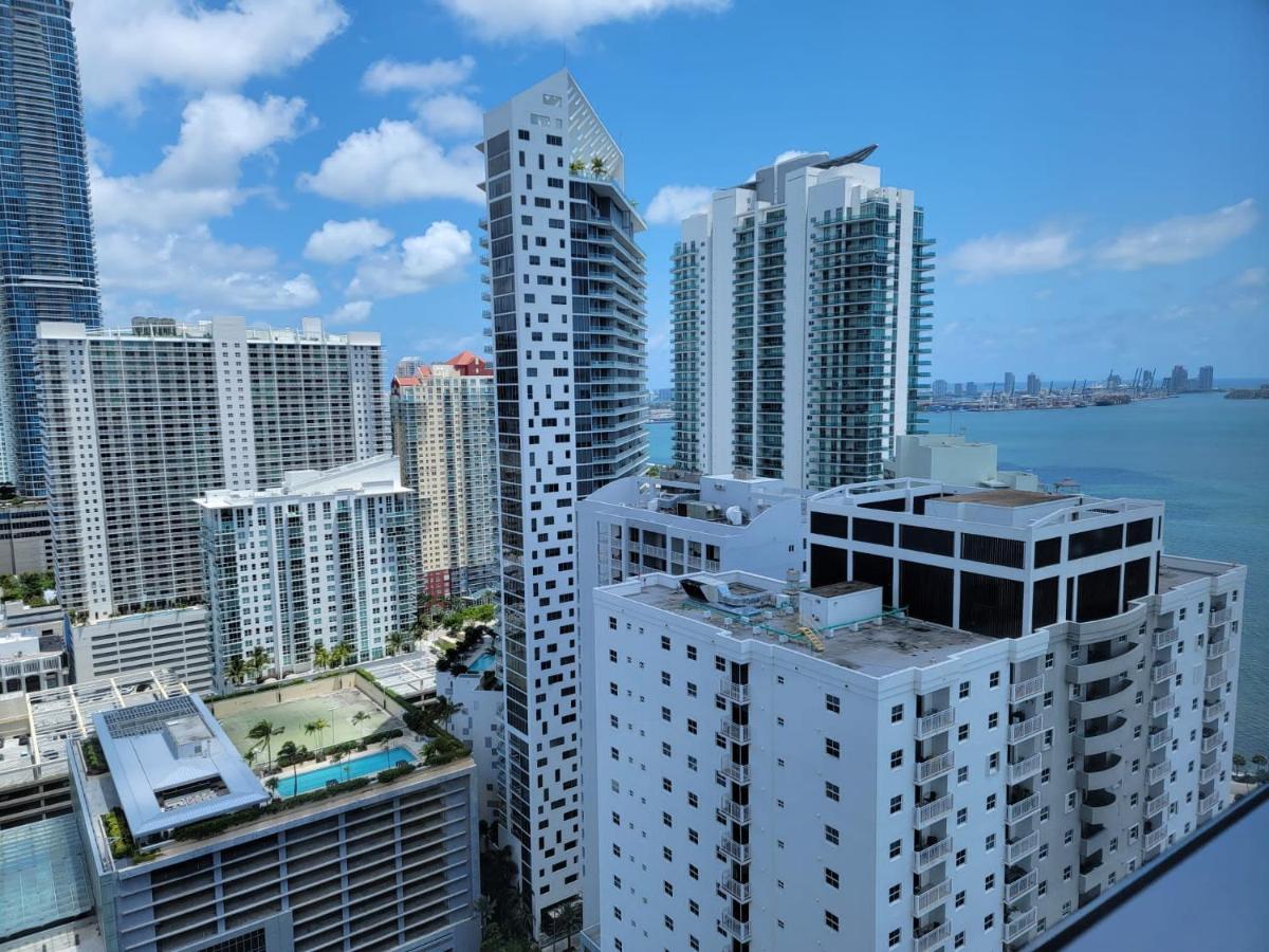 Four Seasons Suite Miami Exteriör bild